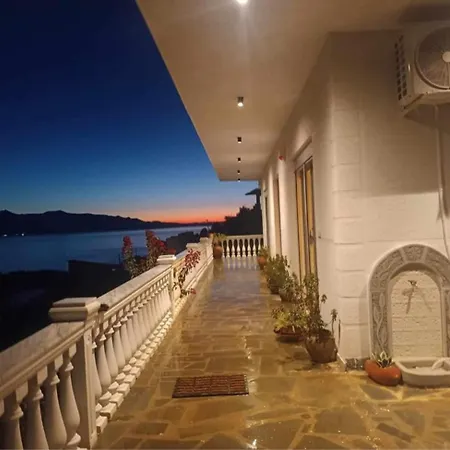 Anderr Villa Sarandë